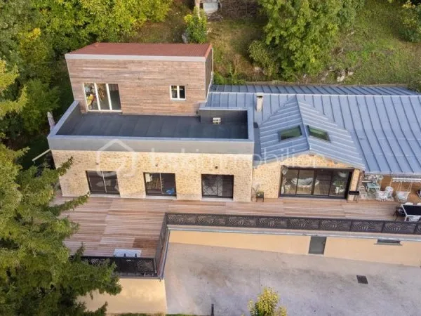 Propriété/château 8 pièces 310 m²