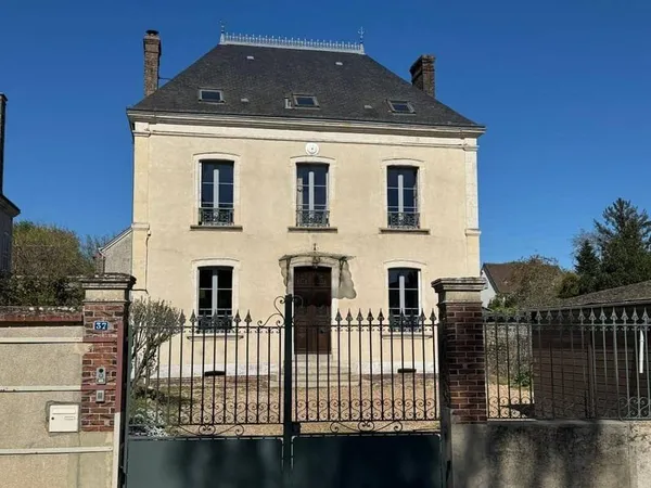 Maison 6 pièces 220 m²
