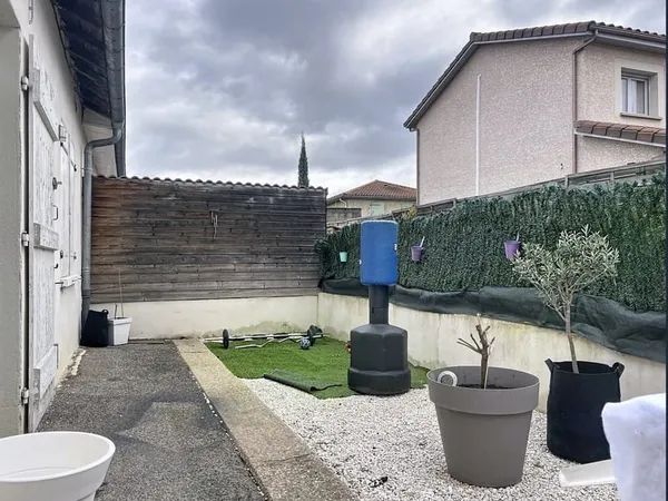 MAISON MITOYENNE