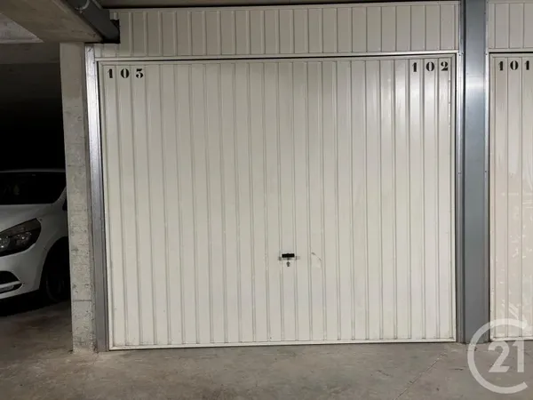 Parking 25 m²