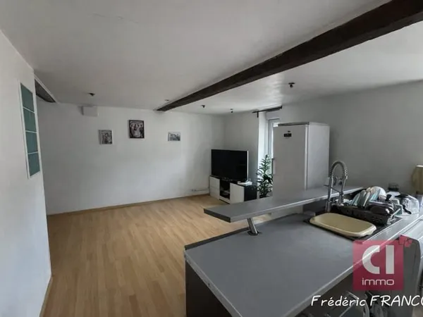 À vendre : Appartement 3 pièces à Forcalqueiret -