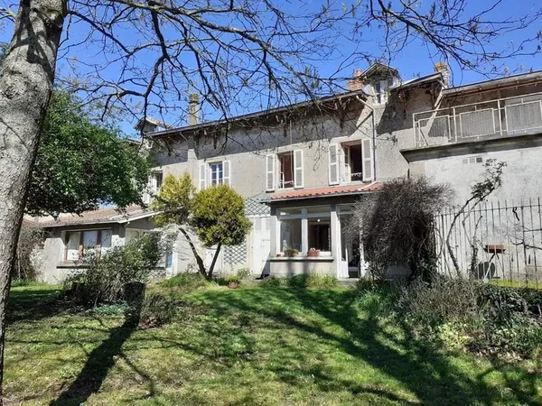 Maison/Villa 10 pièces