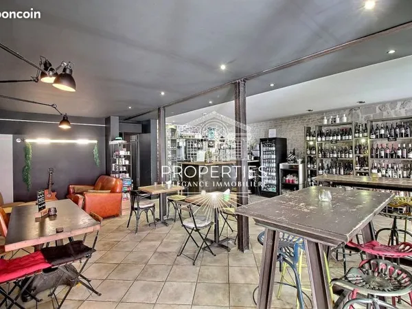 Bar 130 m² HYERES