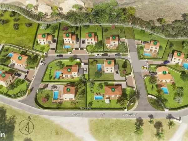 Terrain 702 m² Murles