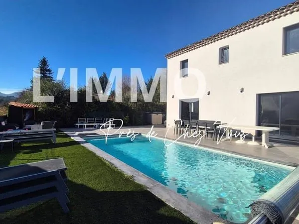 Maison de plain-pied 6 pièces 128 m²