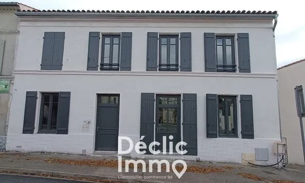 Maison Vente Saint-Hilaire-de-Villefranche 6p 190m² 306800€