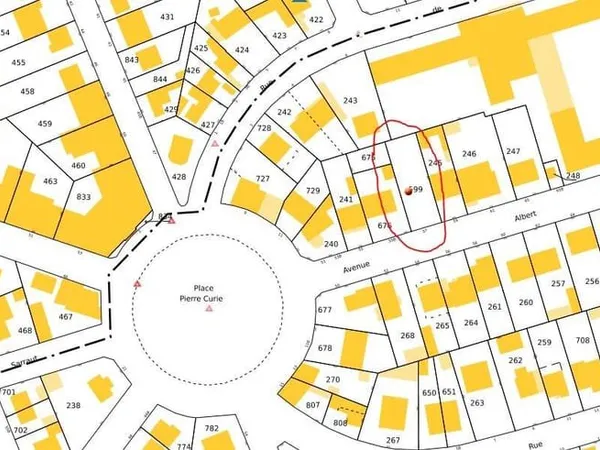 Terrain constructible 413 m²