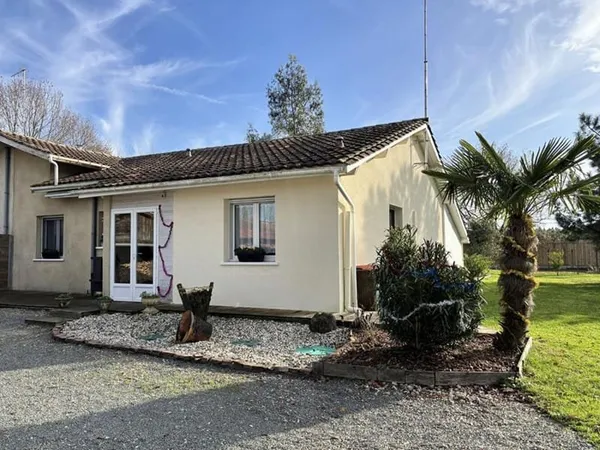 Maison Andernos Les Bains 5 pièce(s) 84 m2 - Grand terrain - secteur boisé