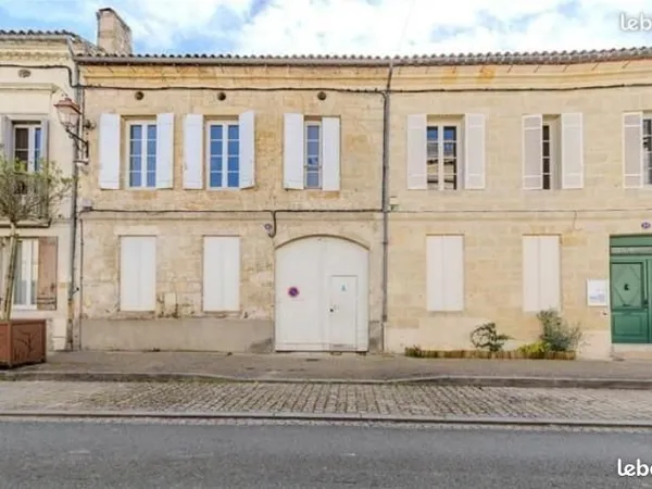 Studio 1 pièce 25 m²