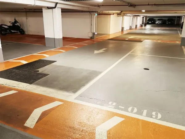 Parking 12 m²