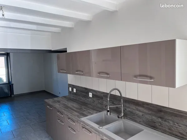 Loue appartement F3 + parking