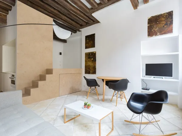 Loue magnifique studio 30m² - Paris dans le Marais - 2 mois : mai et juin