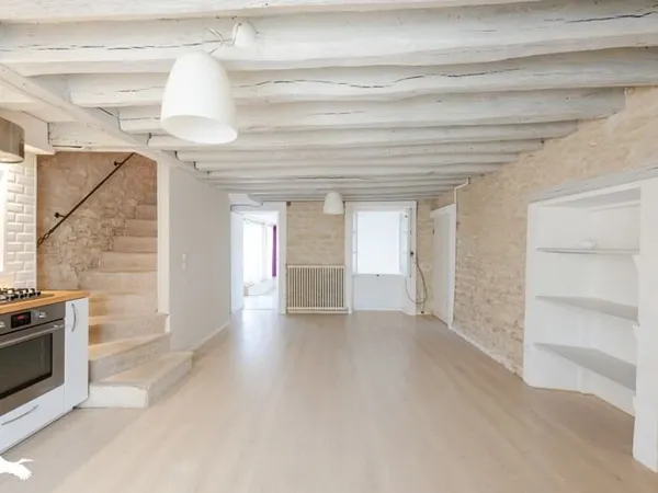Maison 2 pièces 63 m²