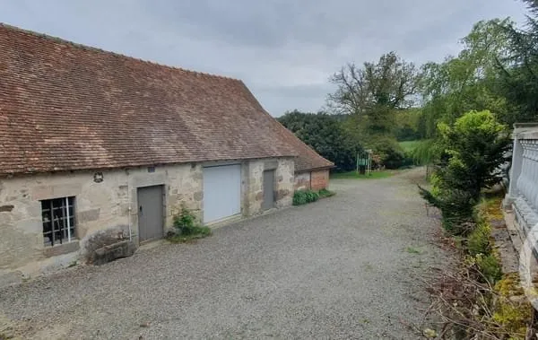 Maison 9 pièces 240 m²