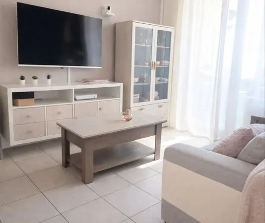 T2 récent lumineux avec balcon et garage - Moulin à vent