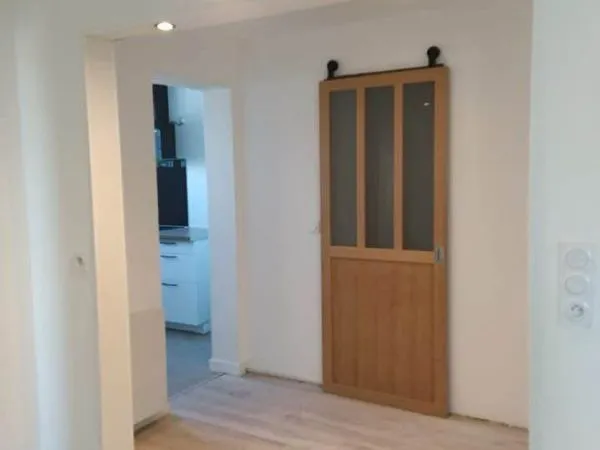 T4 82 m² 3 chambres Calme + parking Disponible 8 avril