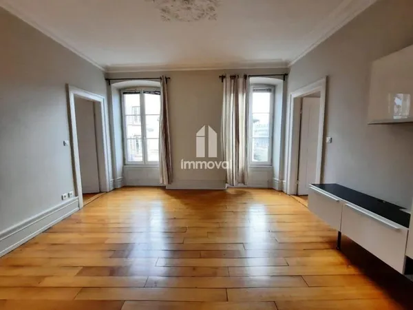 CENTRE VILLE - 4 PIECES - 95.64m²