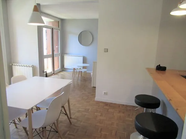 Toulouse Rangueil 31400 au Pied du Métro Très beau et agréable T2 bis Meublé de 51,78m² , bien agenc