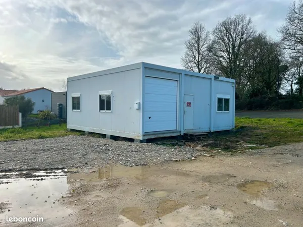 Local d'activité indépendant 72 m² - Accès voie rapide - Aubigny / La Roche-sur-Yon