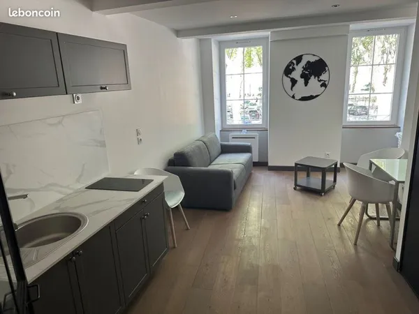 Studio 1 pièce 24 m²