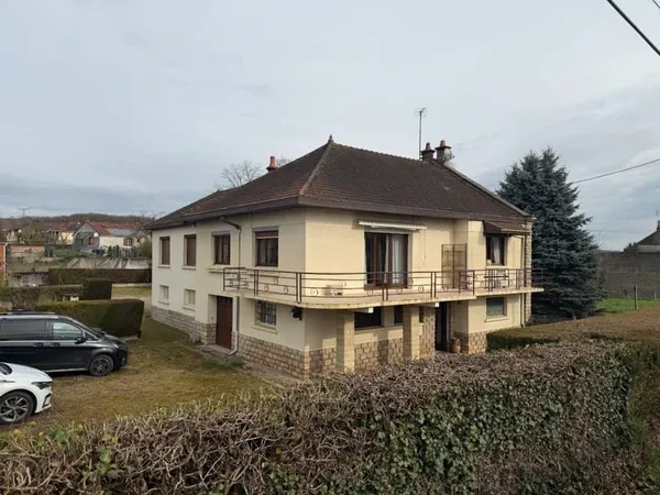 MAISON 166 M2 ECUISSES