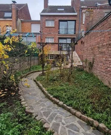 Pavillon 5 pièces 145 m²