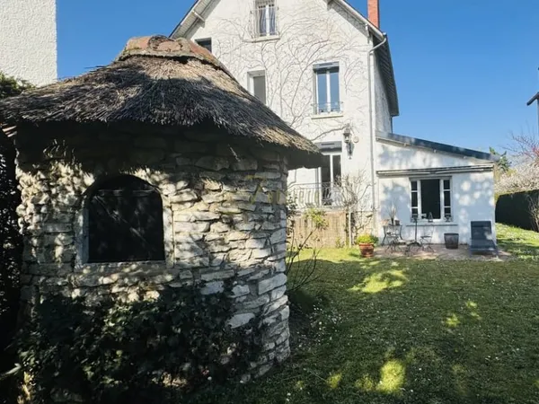 Maison année 30 quartier Saint Henri charme de l'ancien avec