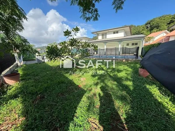 Maison 4 pièces 114 m²