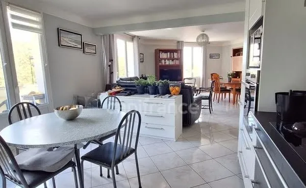 Appartement 4 pièces 128 m²