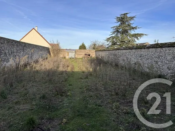 Terrain 282 m²