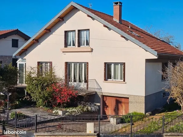 Maison 8 pièces 153 m²
