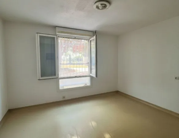 Appartement Avignon 1 pièce(s) 20 m2