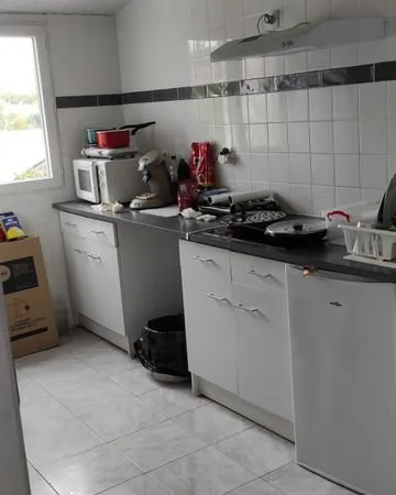 Vend maison de ville avec possibilité création activité commerciale
