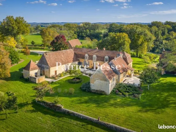 Manoir 8 pièces 475 m²