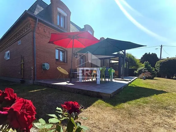 Maison 7 pièces 158 m²