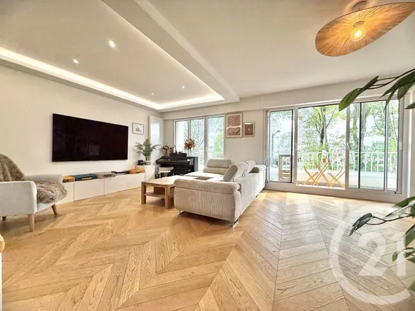 Appartement 5 pièces 98 m²