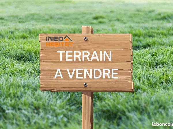 Terrain 1031 m² LAILLE