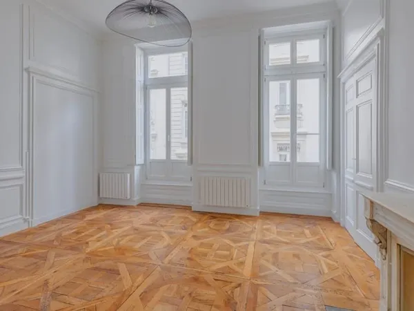 APPARTEMENT - 44m2 - LYON 2