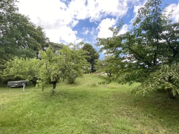 Terrain 300 m²