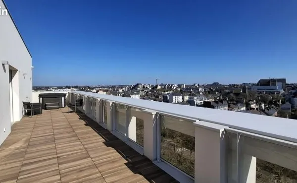 Appartement 5 pièces 161 m²