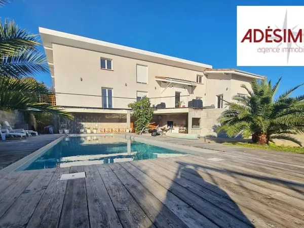 Villa 7 pièces 165 m²