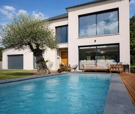 Maison contemporaine 174 m² - Quartier Marbeau - Piscine - DPE A - Terrain 738 m² - <900k
