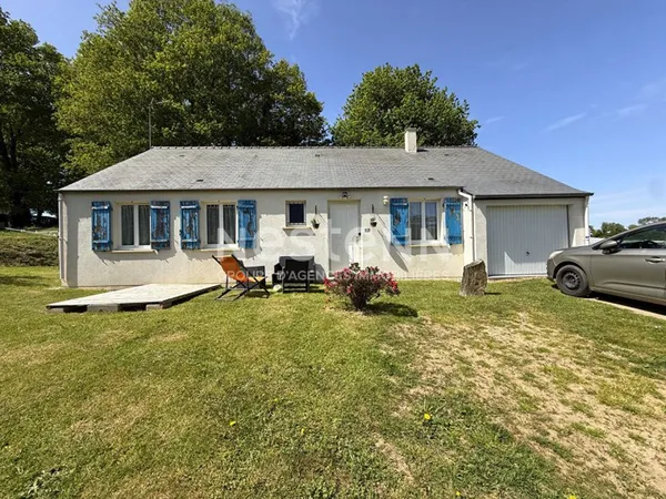 BIGNAN - Maison de plain pied à vendre, 4 chambres, garage et son jardin de 830 m²