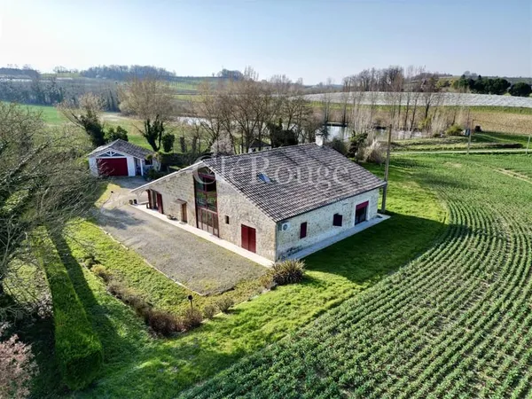 Proche de Duras - Élégante grange d'architecte au coeur de la campagne