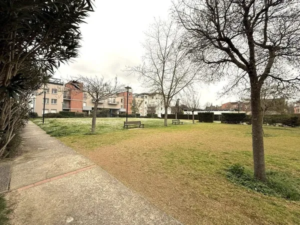 En exclusivité ! Grand T3 de 75 m2 avec ascenseur, terrasse