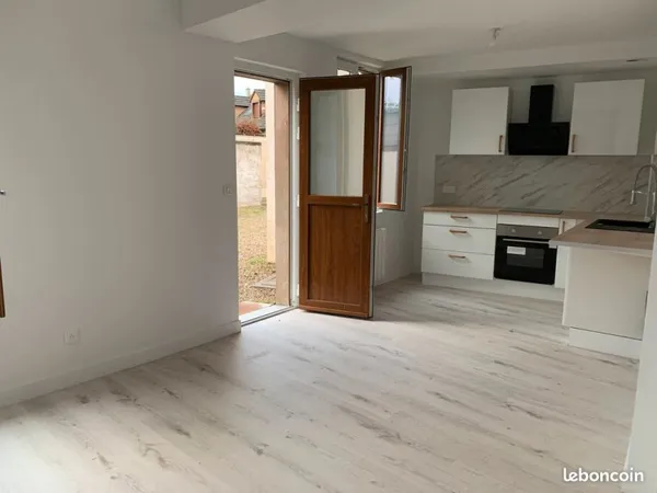 Appartement avec jardin partage proche gare et centre ville