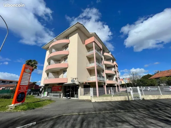 Location appartement T1 (proche FAC de PAU)