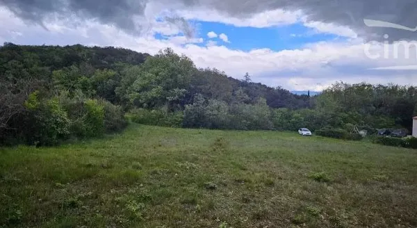Terrain à bâtir à Cailhau - 2098 m² de potentiel