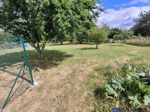 Terrain 1021 m²