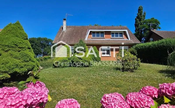 Maison familiale 5 chambres à Avesnes-le-Comte